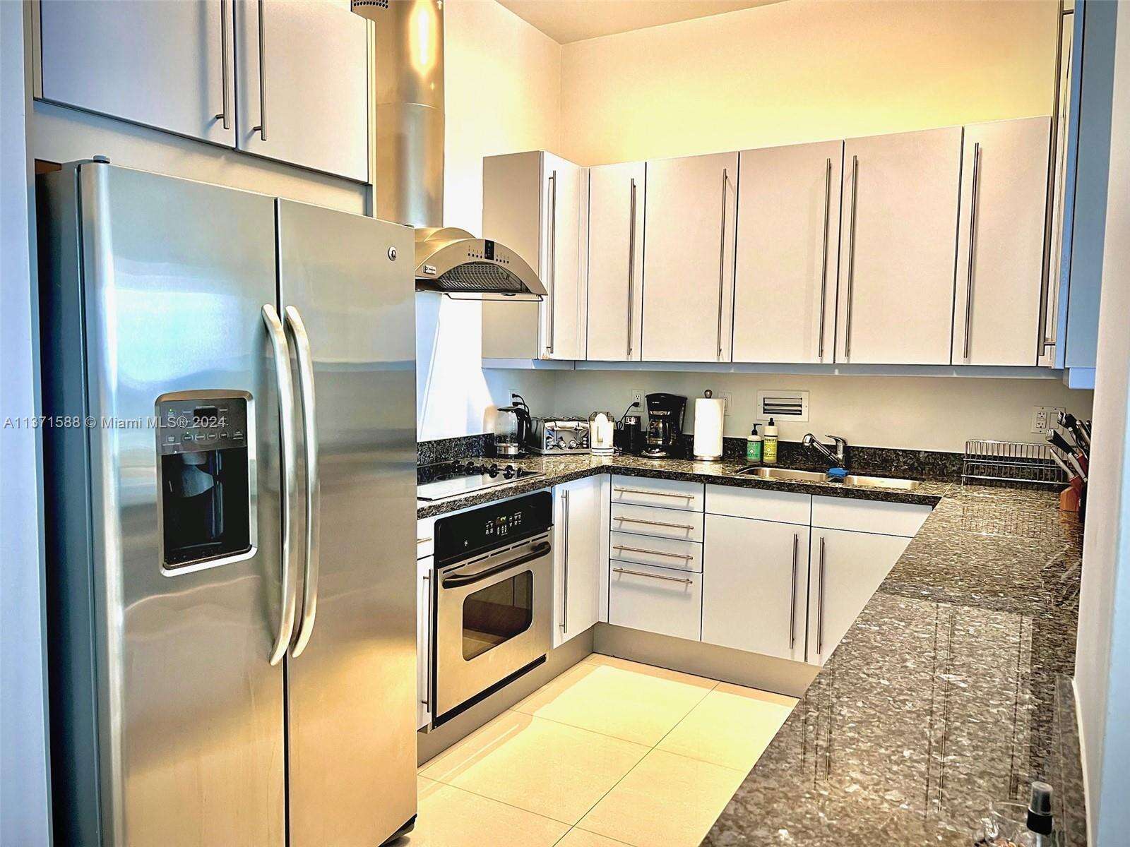 Roney Palace Unit #1626 | Picture 15