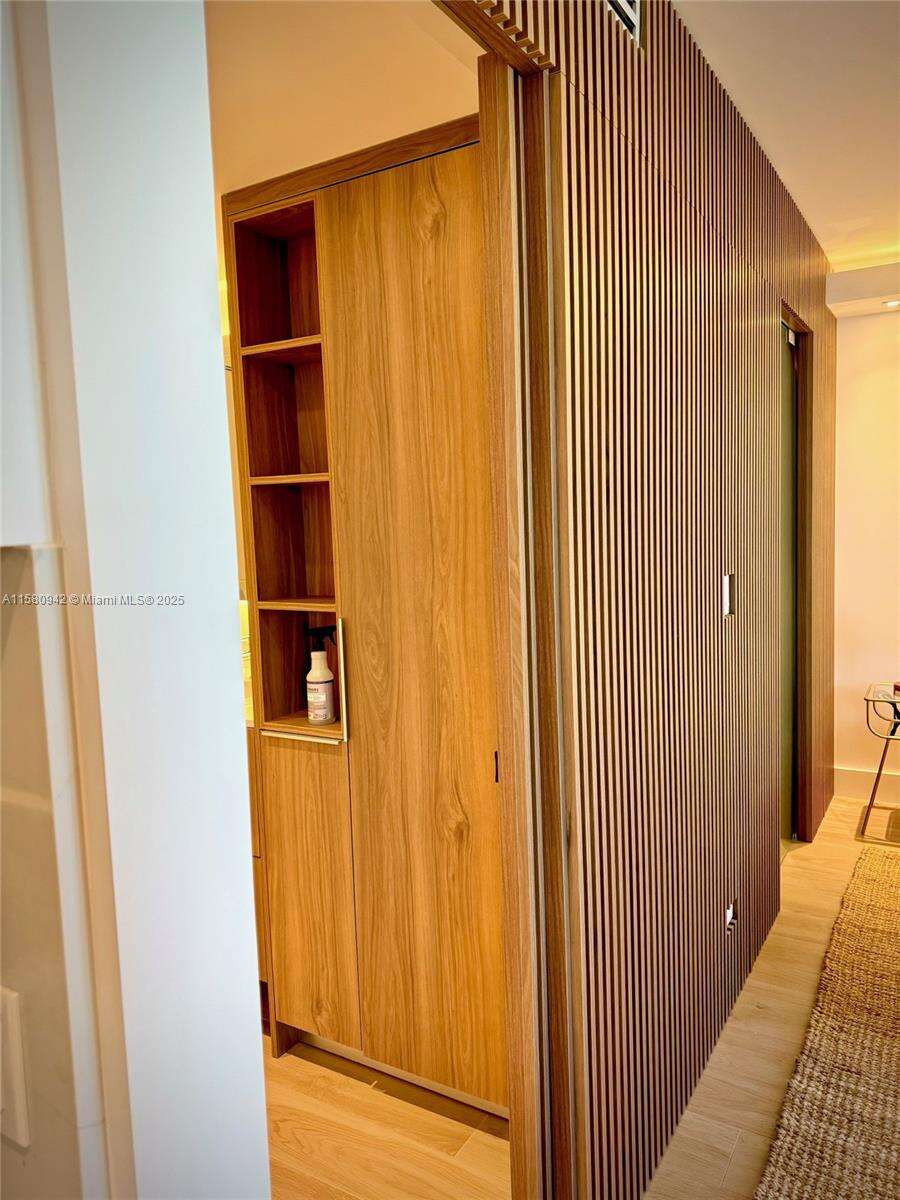 Roney Palace Unit #837 | Picture 17