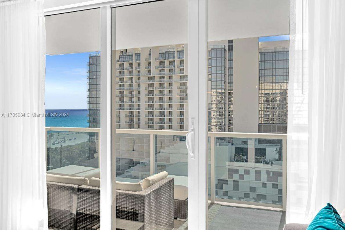 Roney Palace Unit #1202 | Picture 6