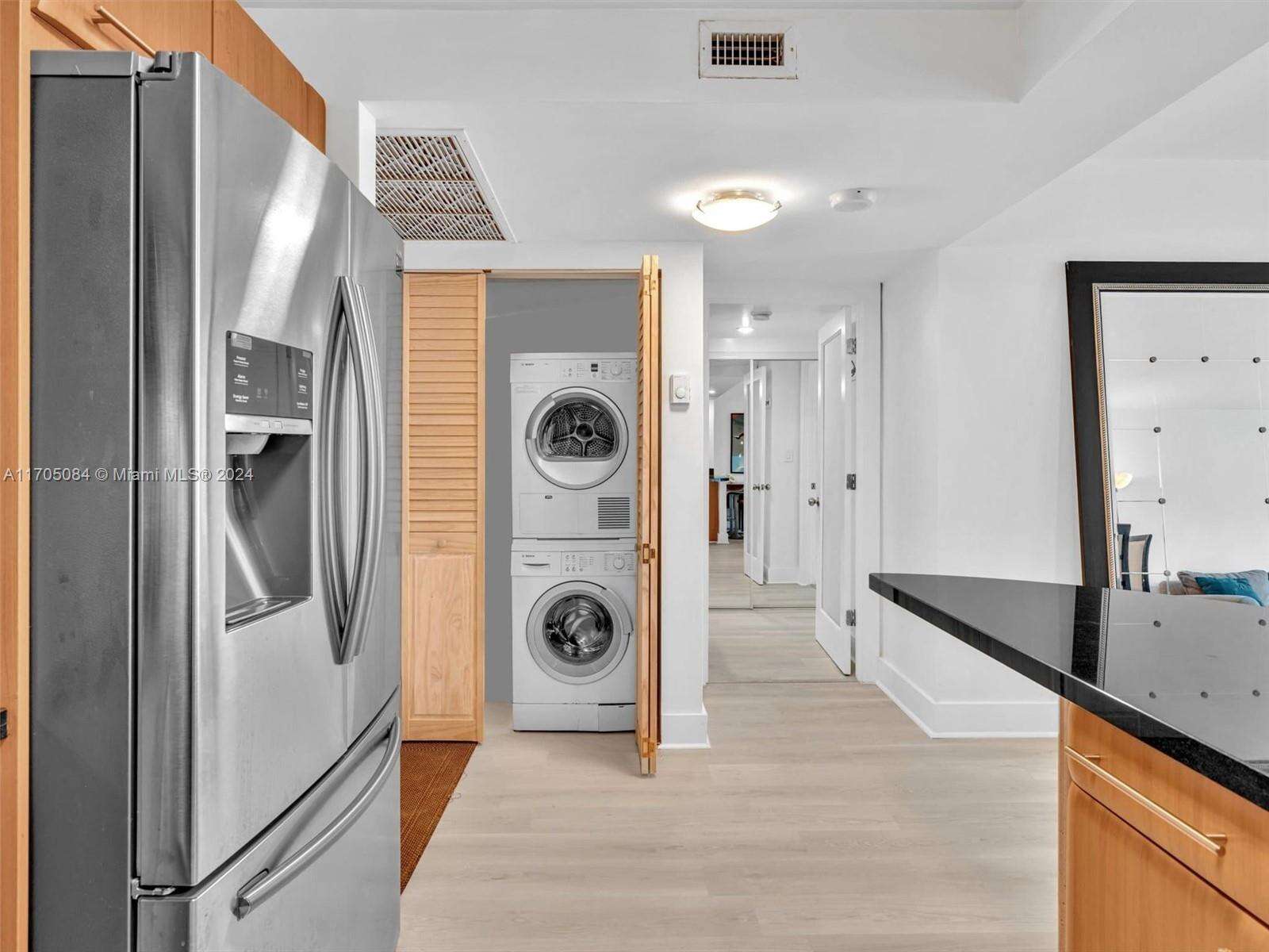 Roney Palace Unit #1202 | Picture 8