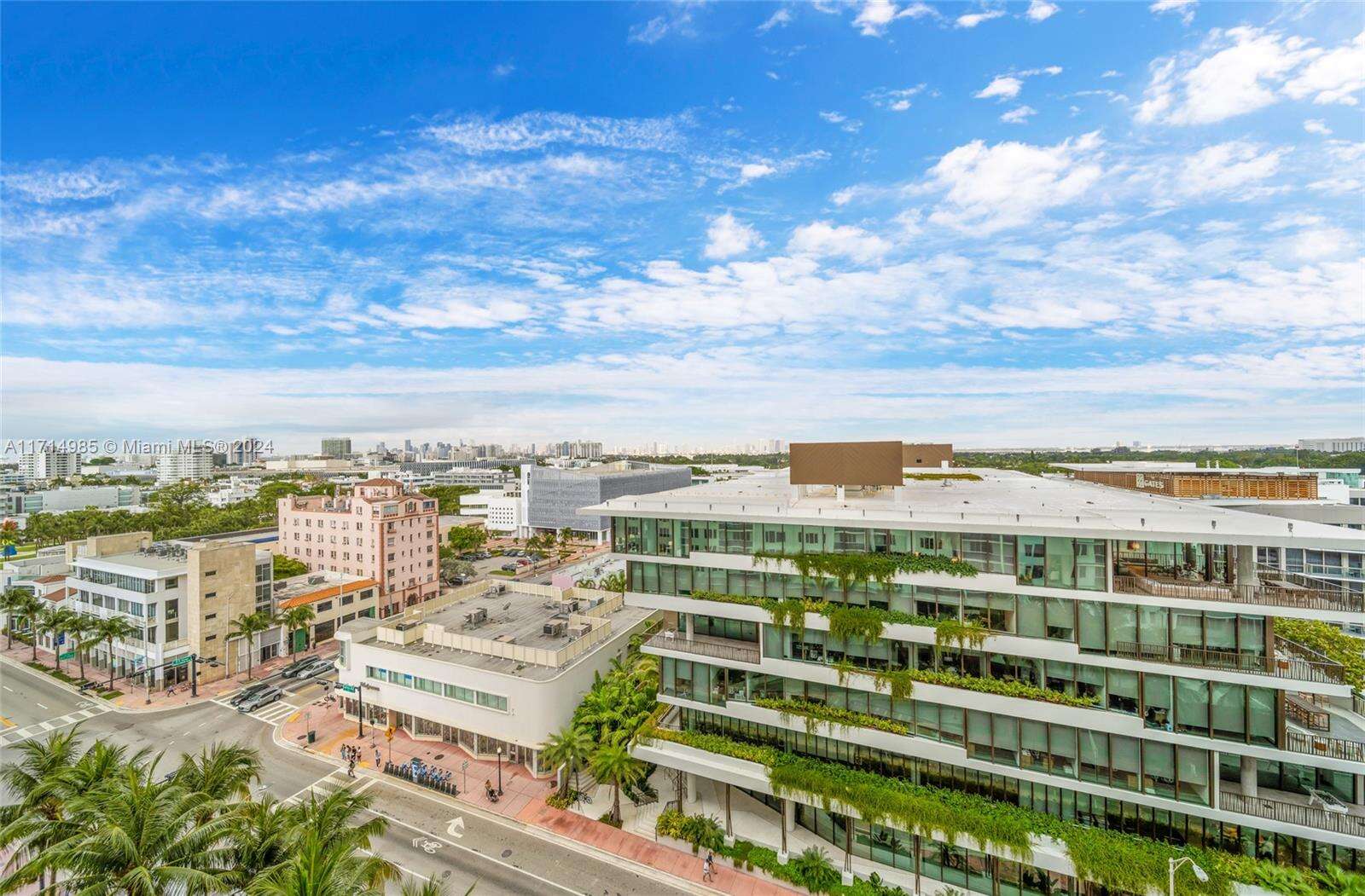 Roney Palace Unit #1030 | Picture 6