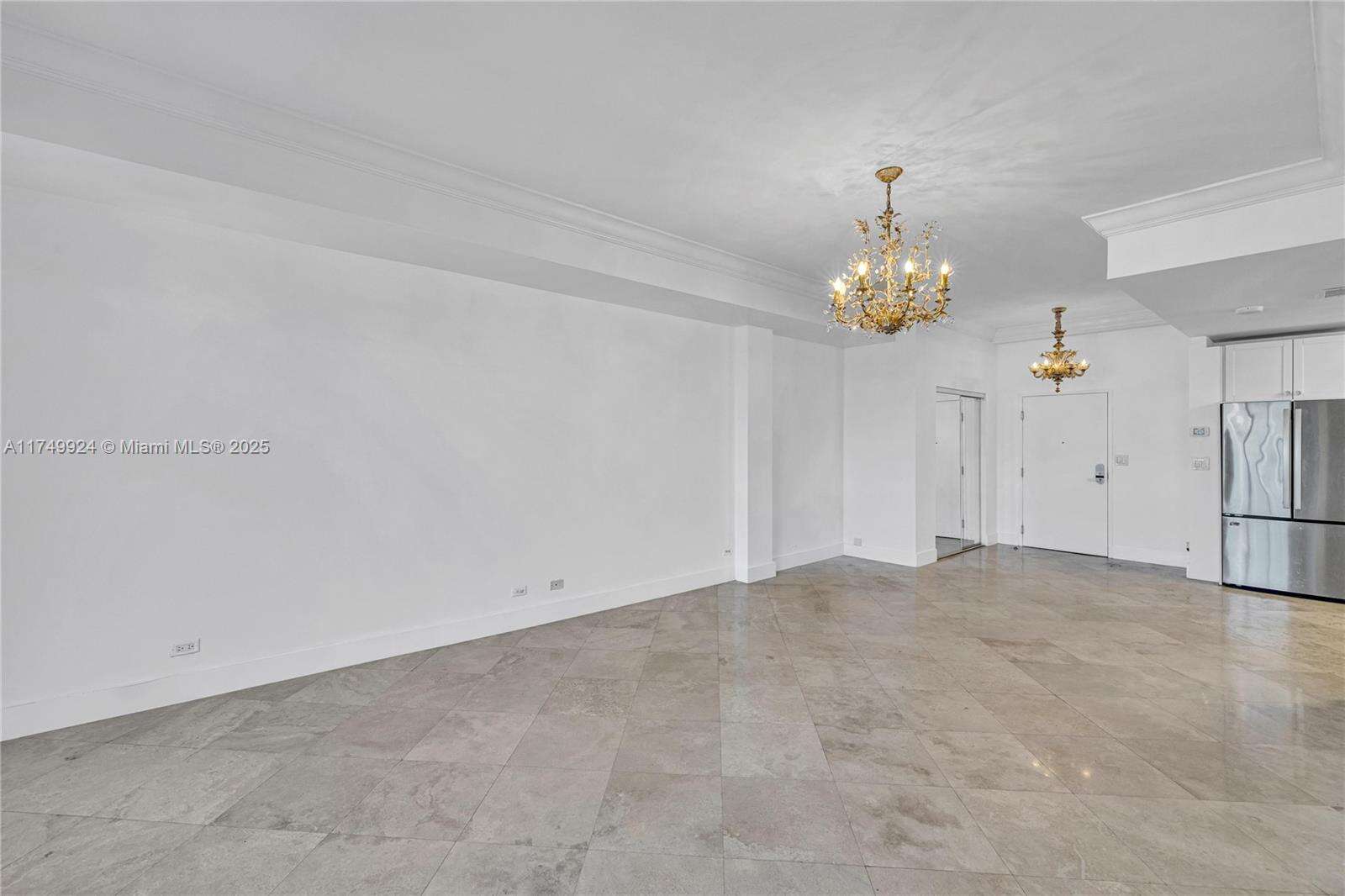 Roney Palace Unit #PH18 | Picture 16