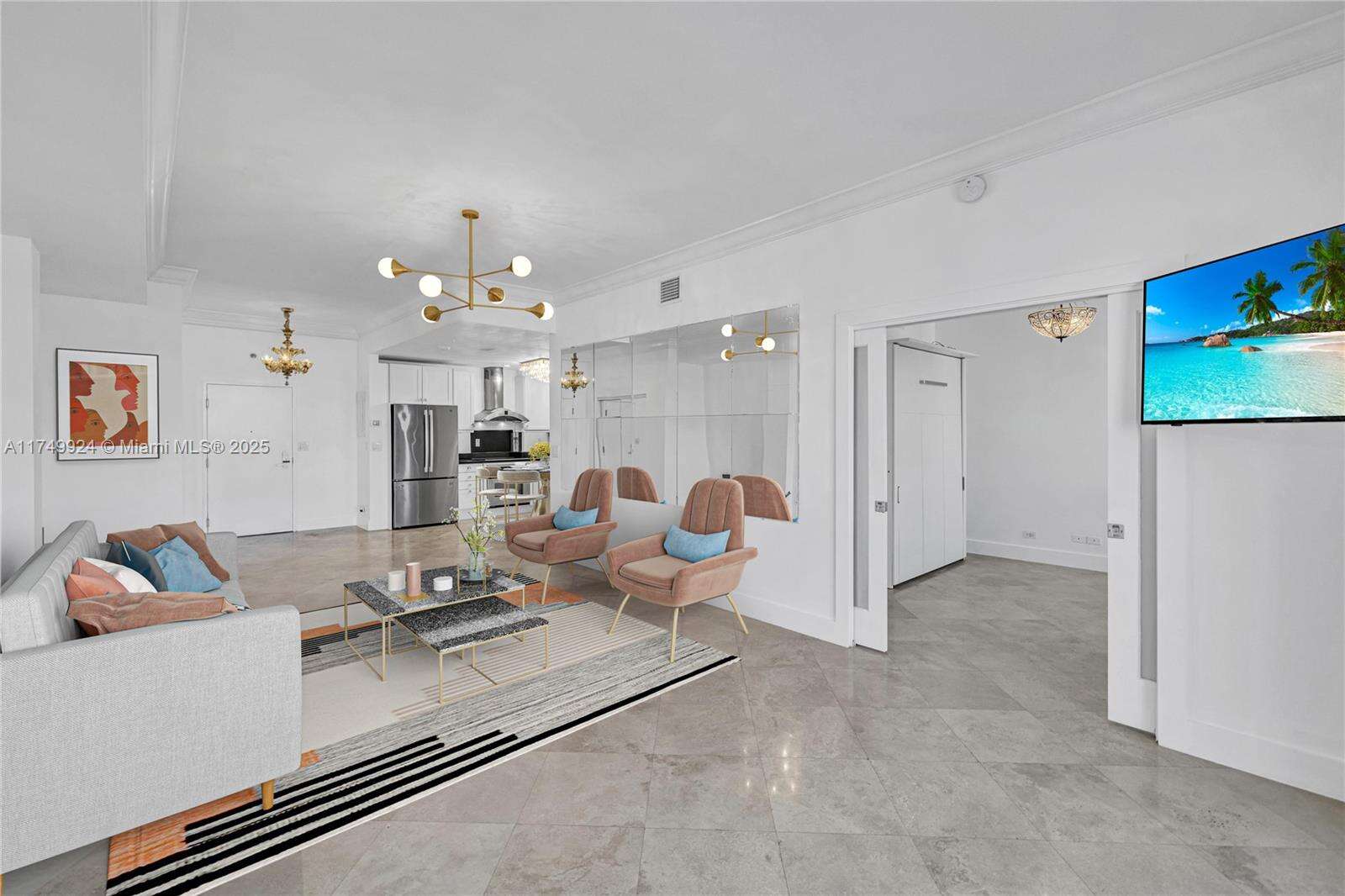 Roney Palace Unit #PH18 | Picture 9