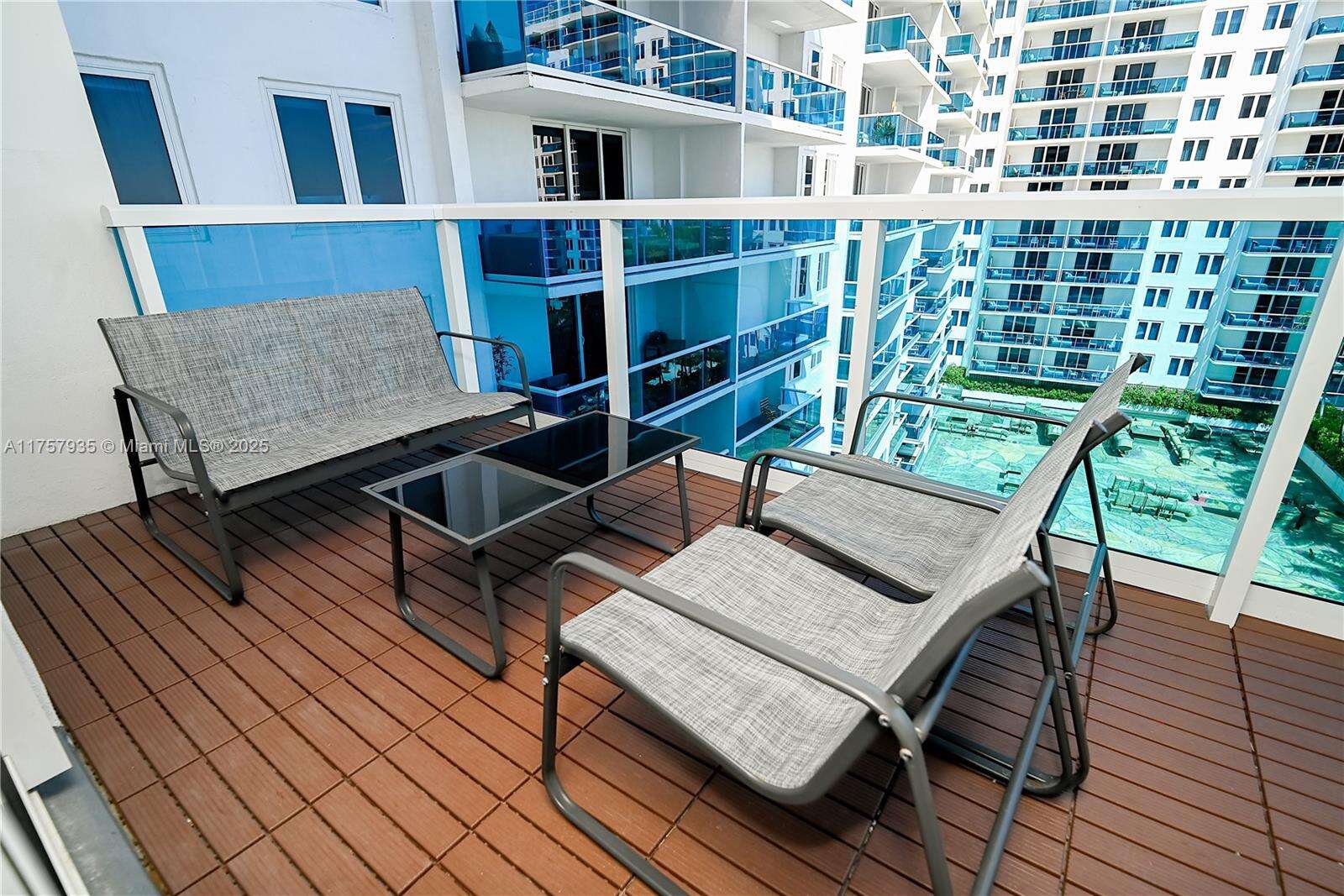 Roney Palace Unit #921 | Picture 26