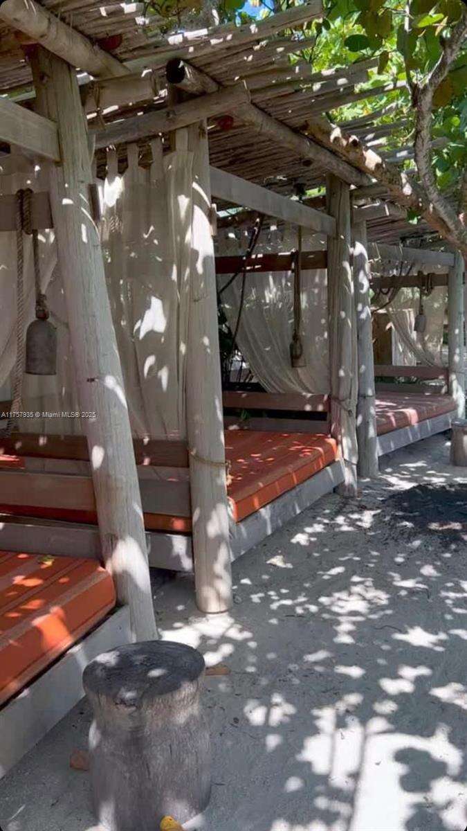 Roney Palace Unit #921 | Picture 33