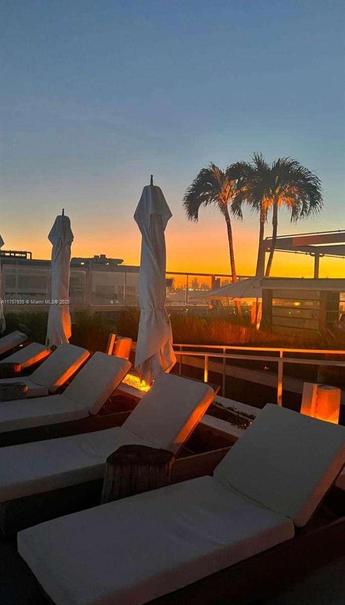 Roney Palace Unit #921 | Picture 38