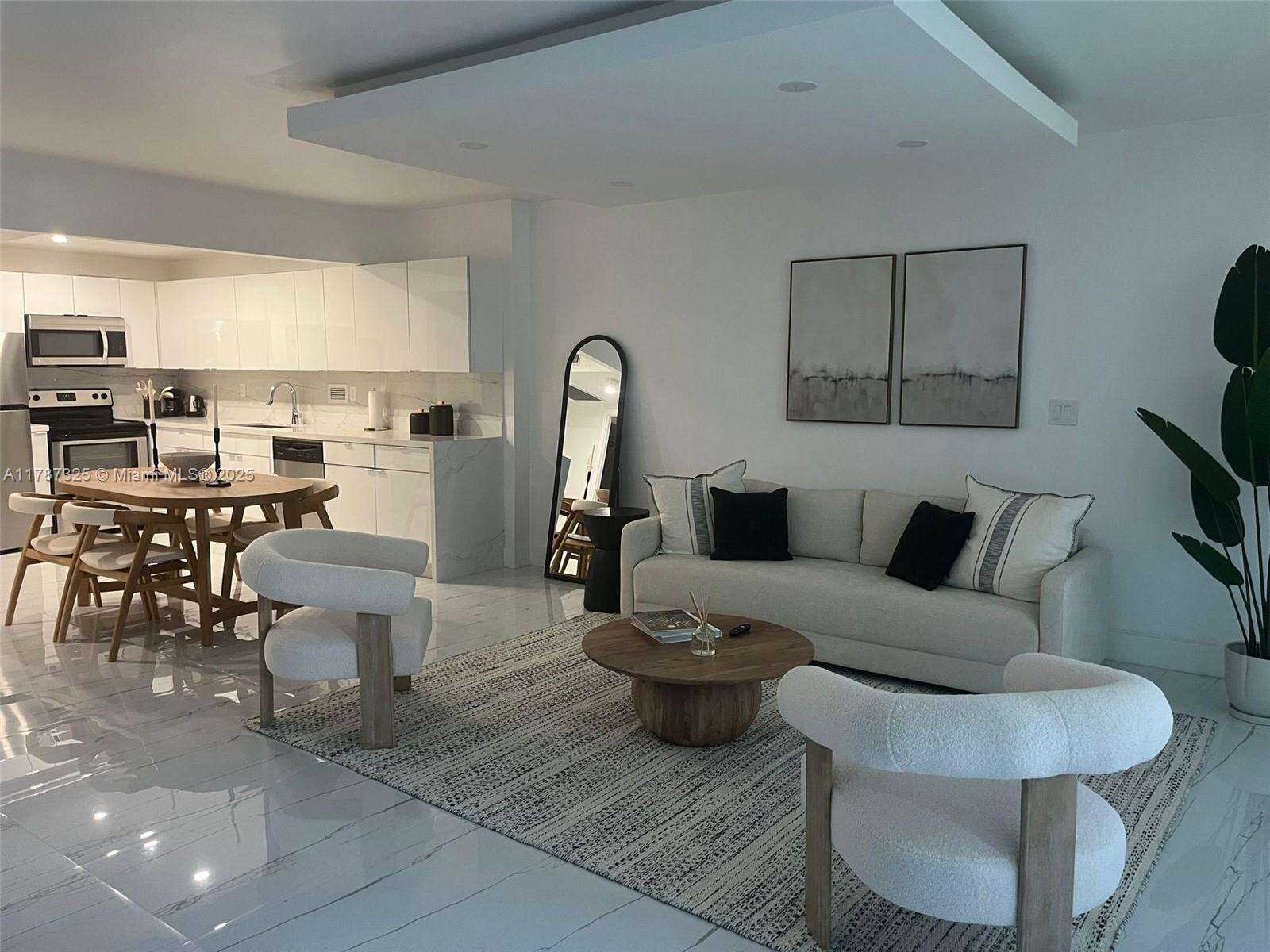 Roney Palace Unit #628 | Picture 16