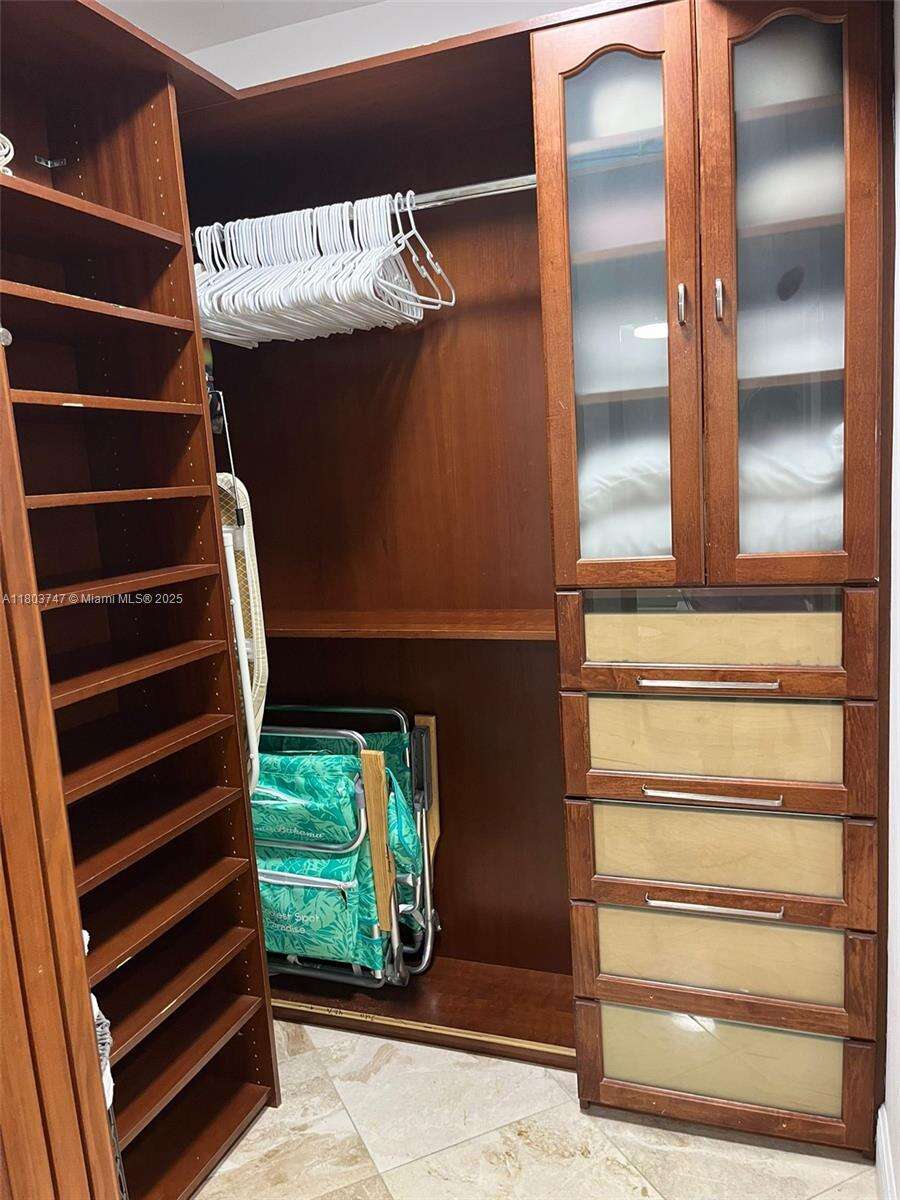 Roney Palace Unit #731 | Picture 17