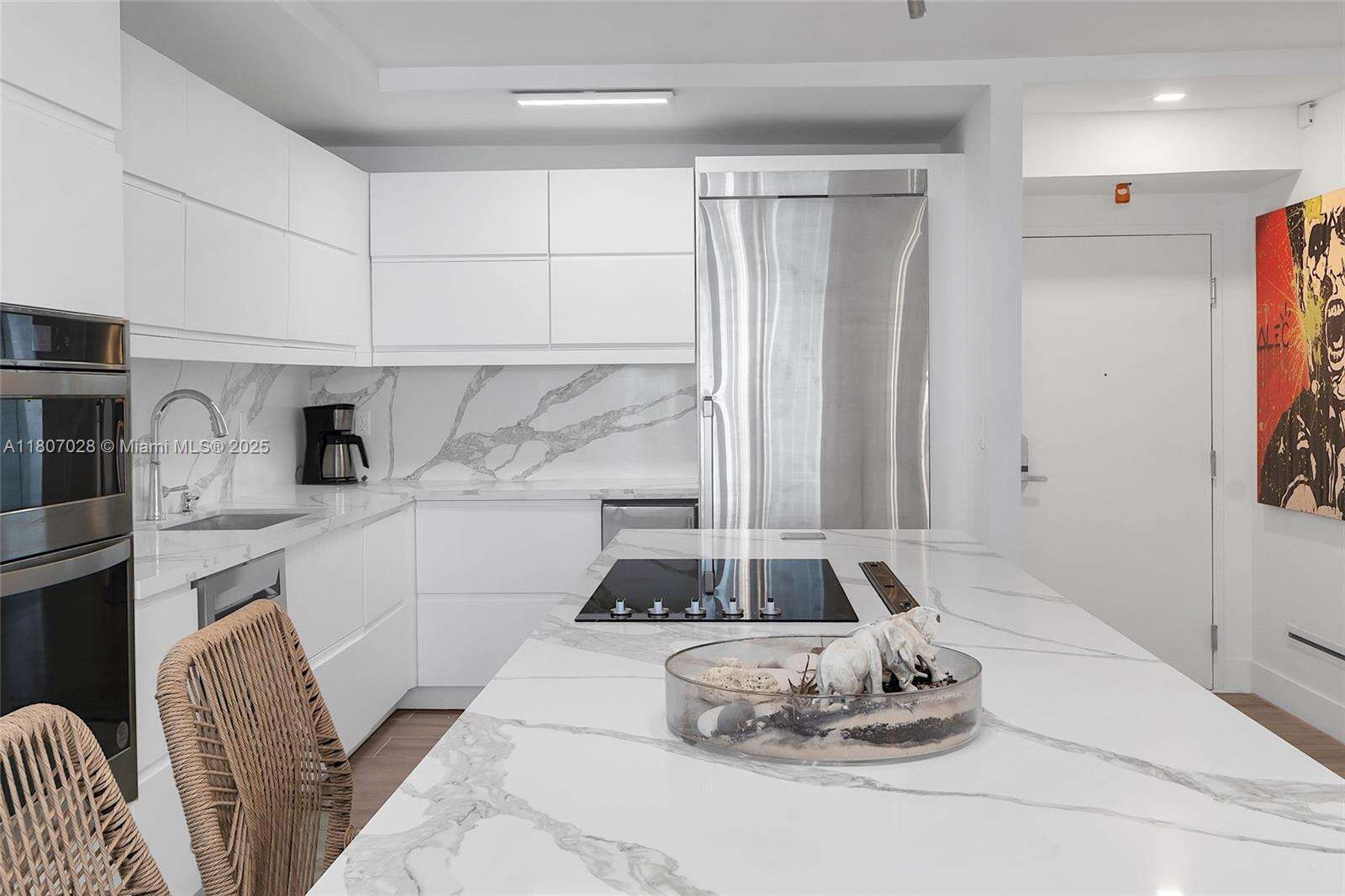 Roney Palace Unit #1019 | Picture 10