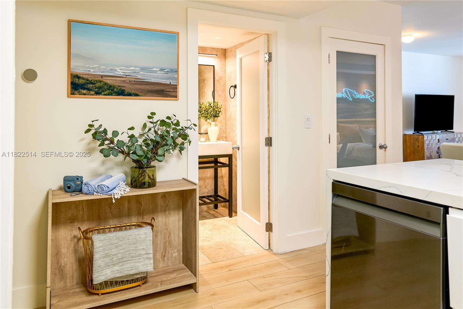 Roney Palace Unit #329 | Picture 14