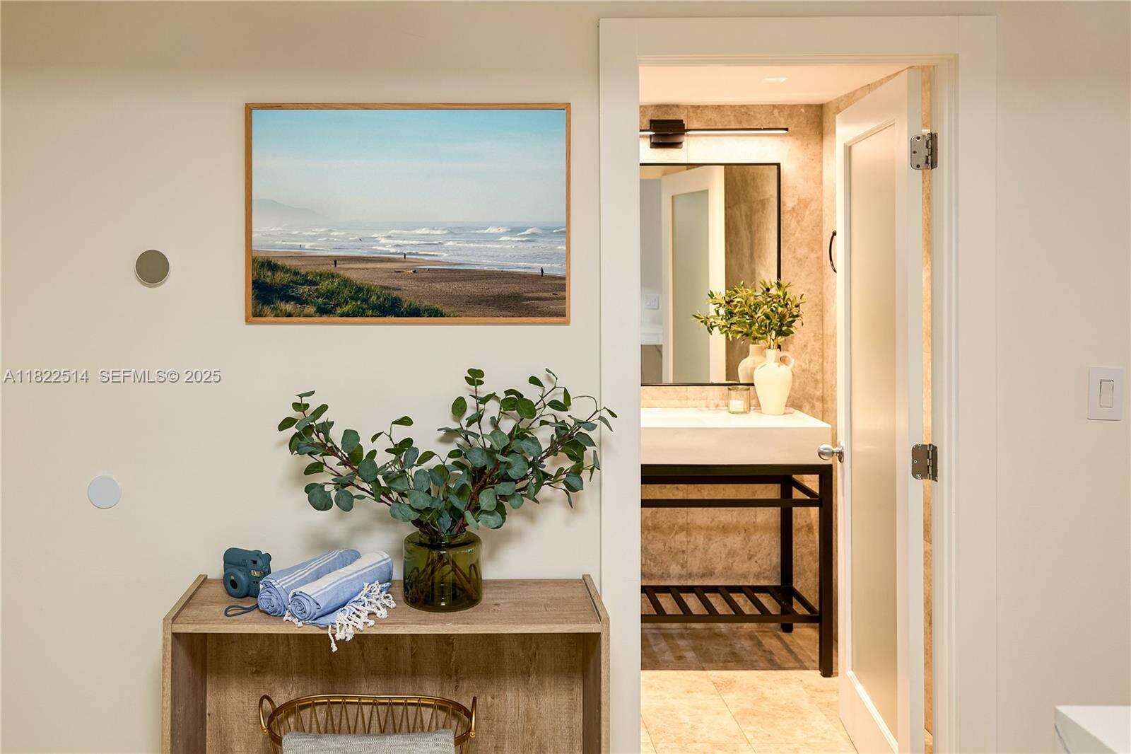 Roney Palace Unit #329 | Picture 15