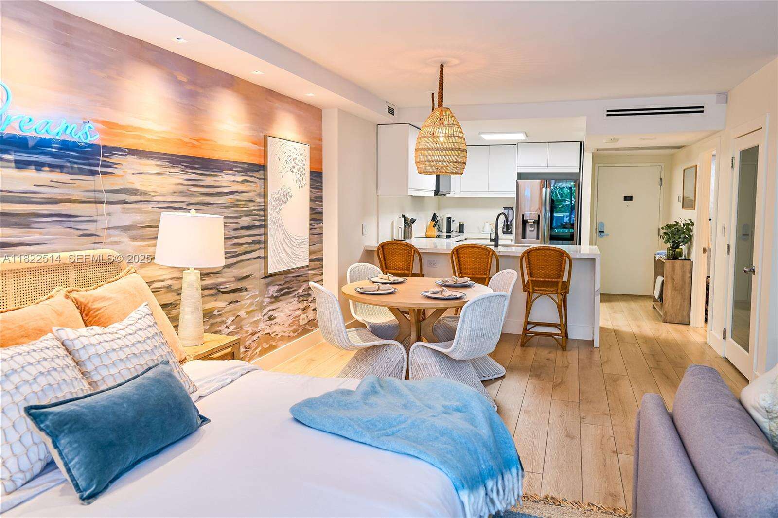 Roney Palace Unit #329 | Picture 5