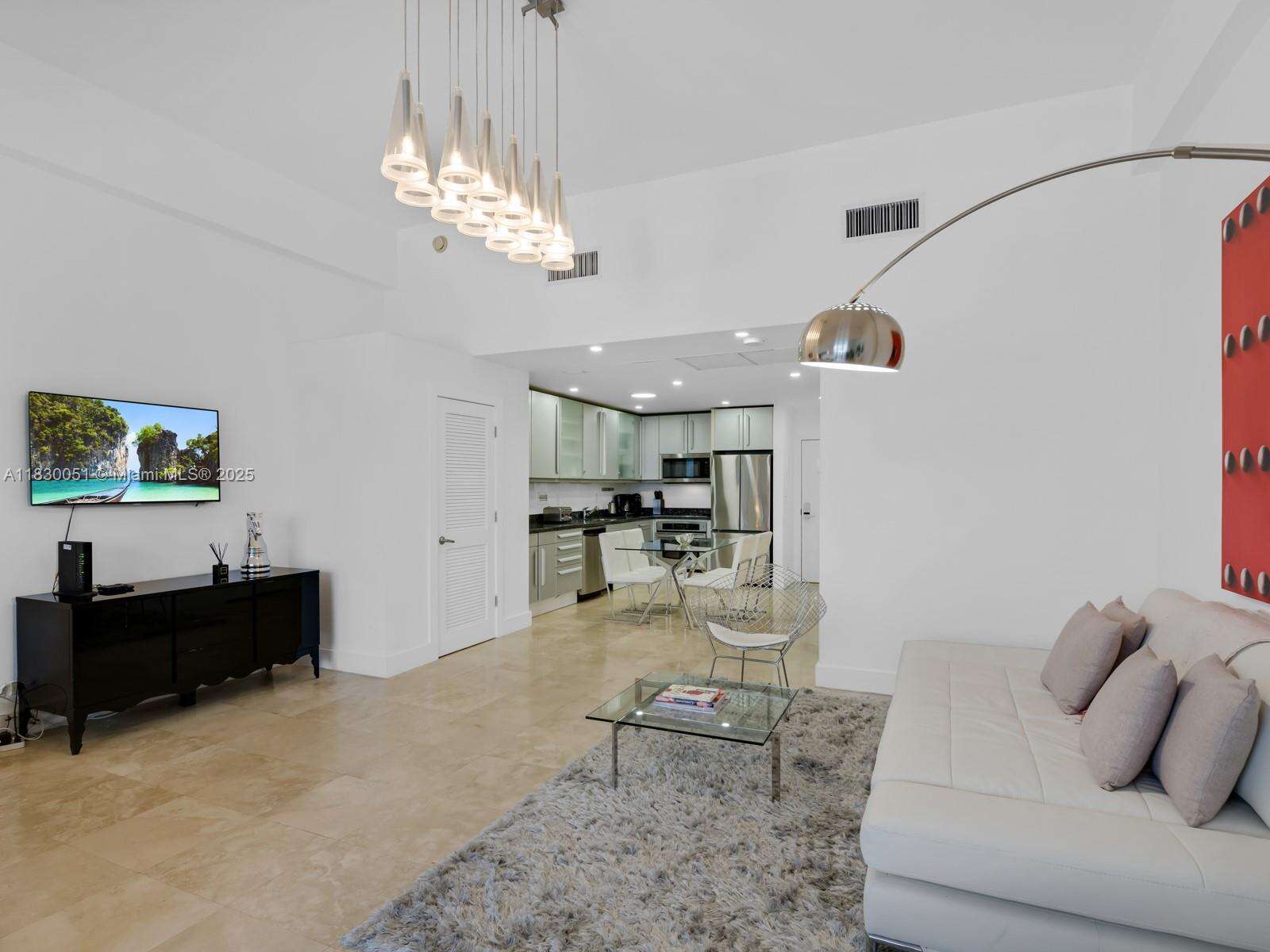 Roney Palace Unit #1631 | Picture 11