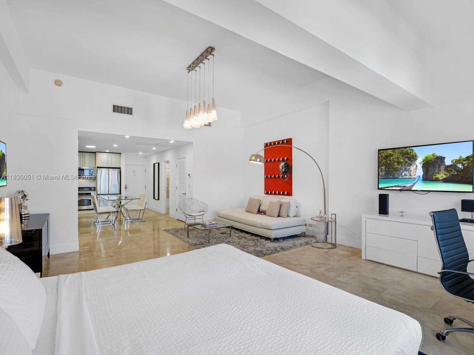 Roney Palace Unit #1631 | Picture 27