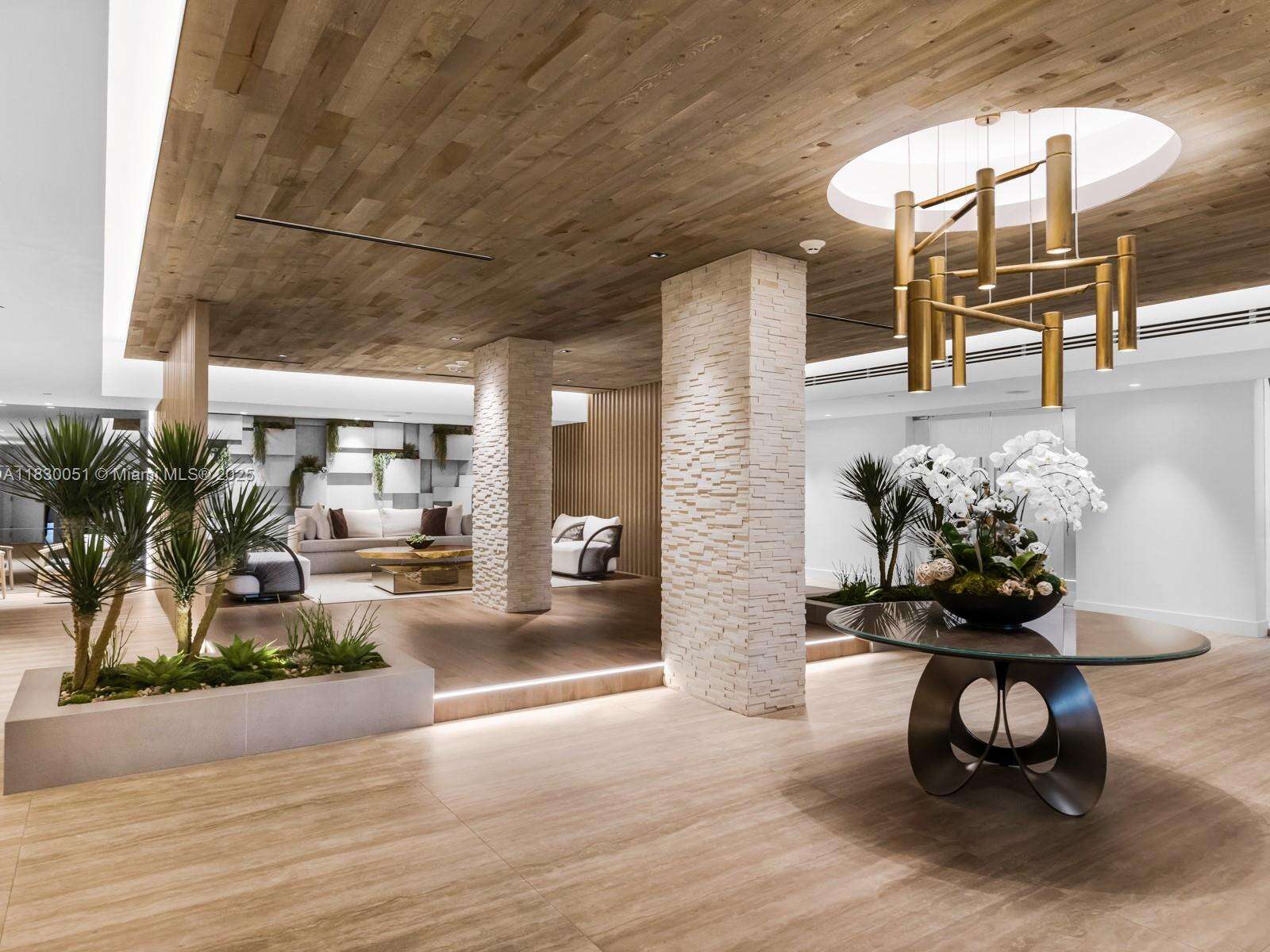 Roney Palace Unit #1631 | Picture 6