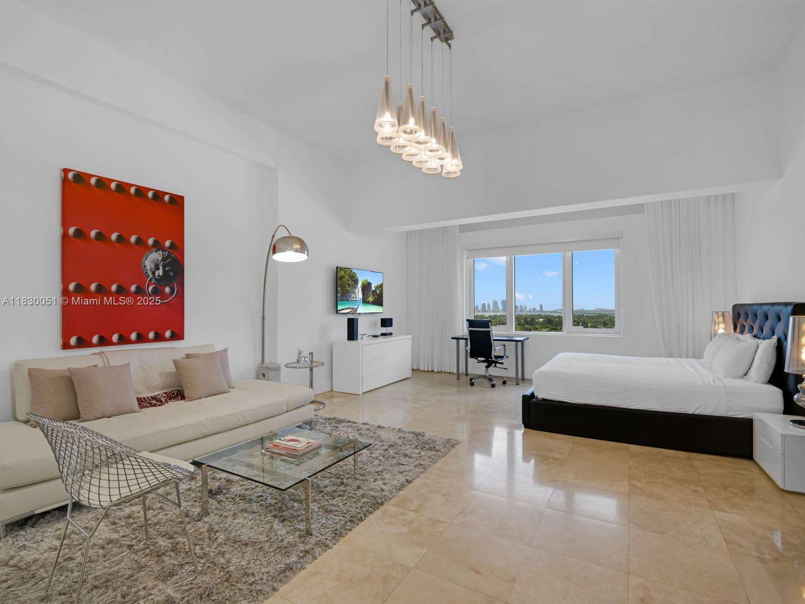 Roney Palace Unit #1631 | Picture 9