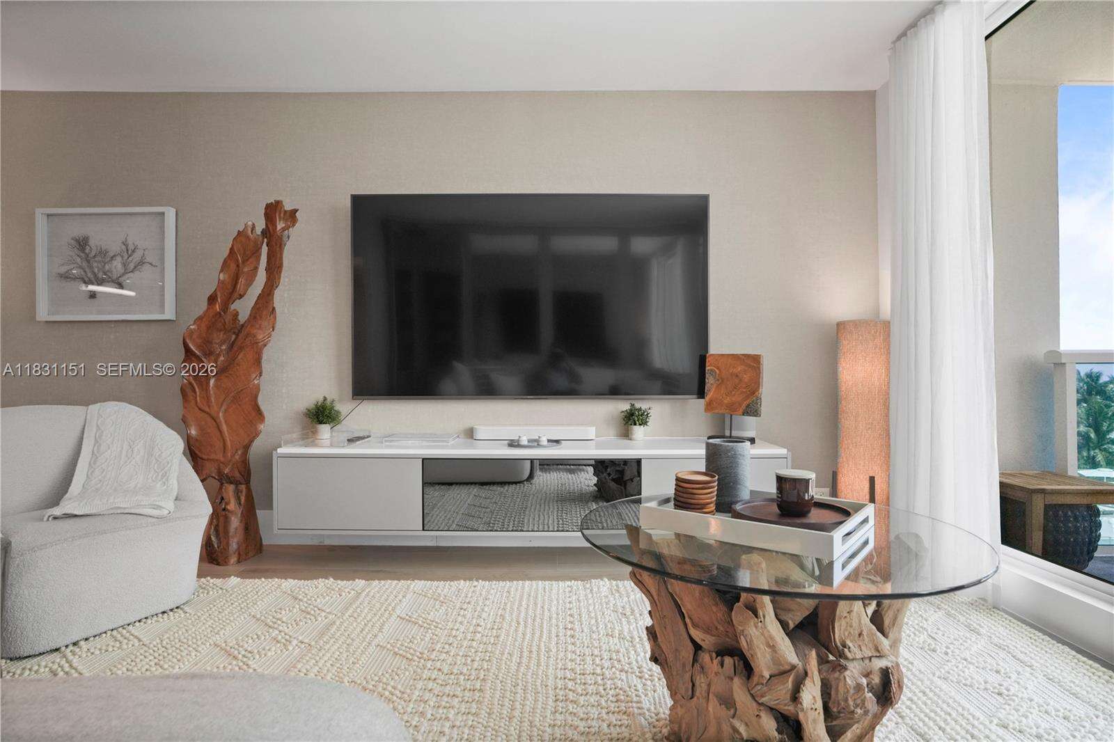 Roney Palace Unit #407 | Picture 18