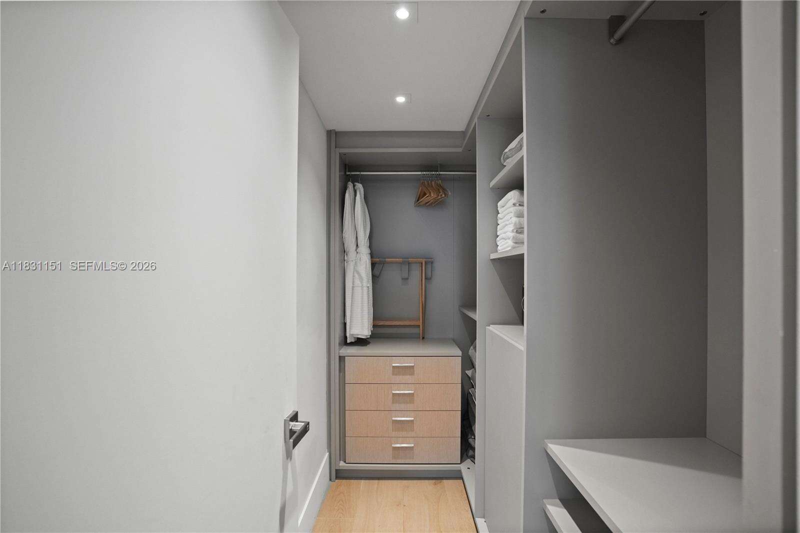 Roney Palace Unit #407 | Picture 28