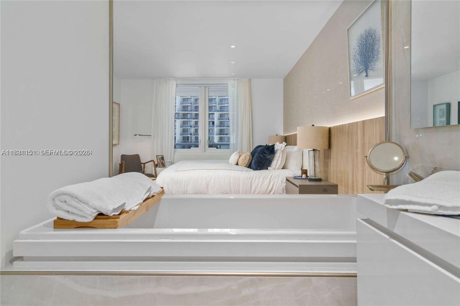 Roney Palace Unit #407 | Picture 31