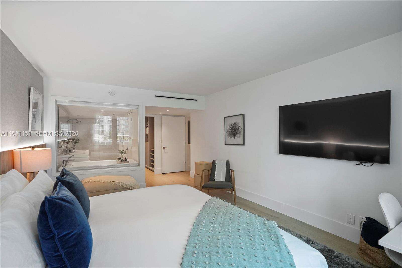 Roney Palace Unit #407 | Picture 35