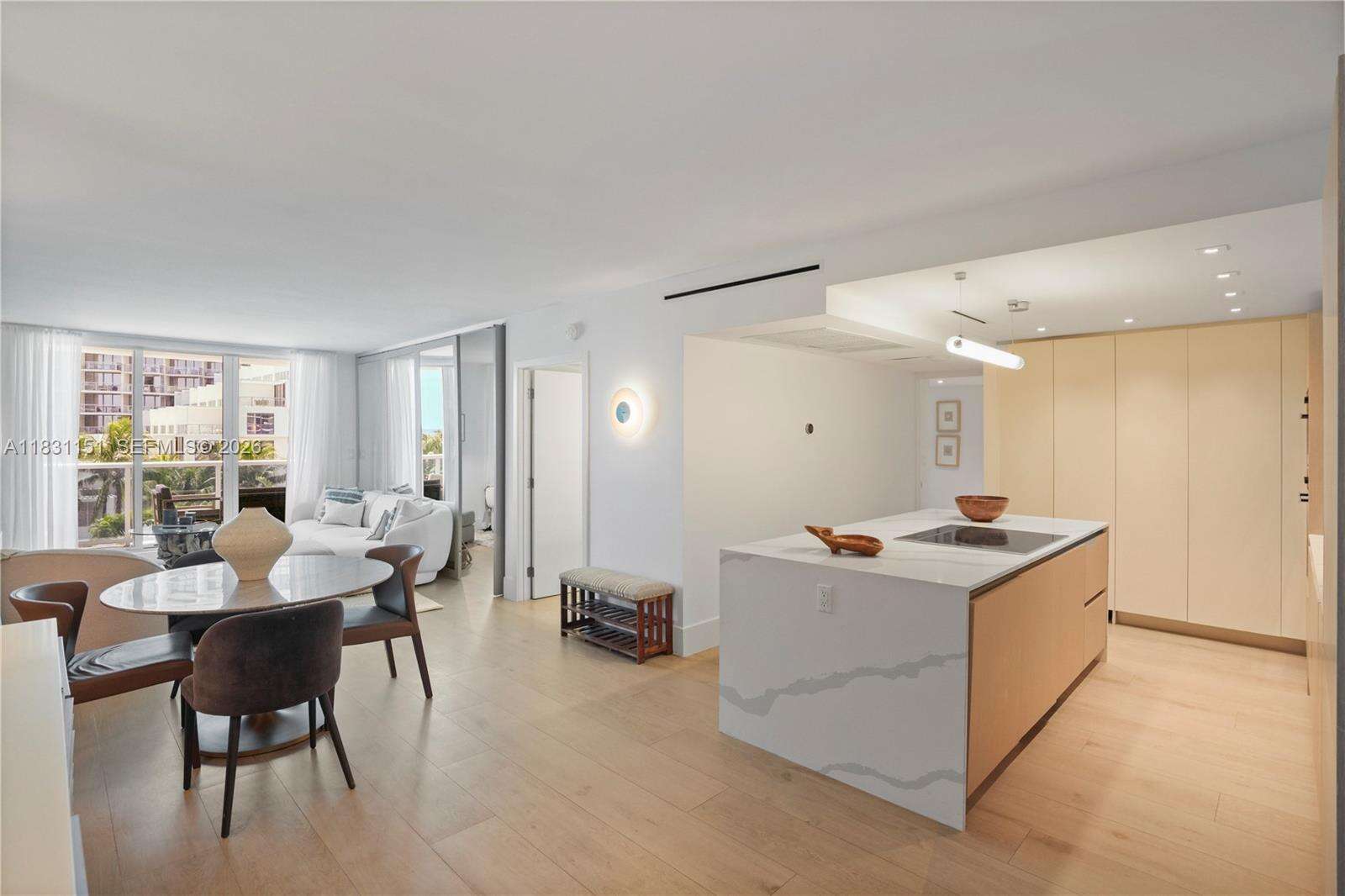 Roney Palace Unit #407 | Picture 7