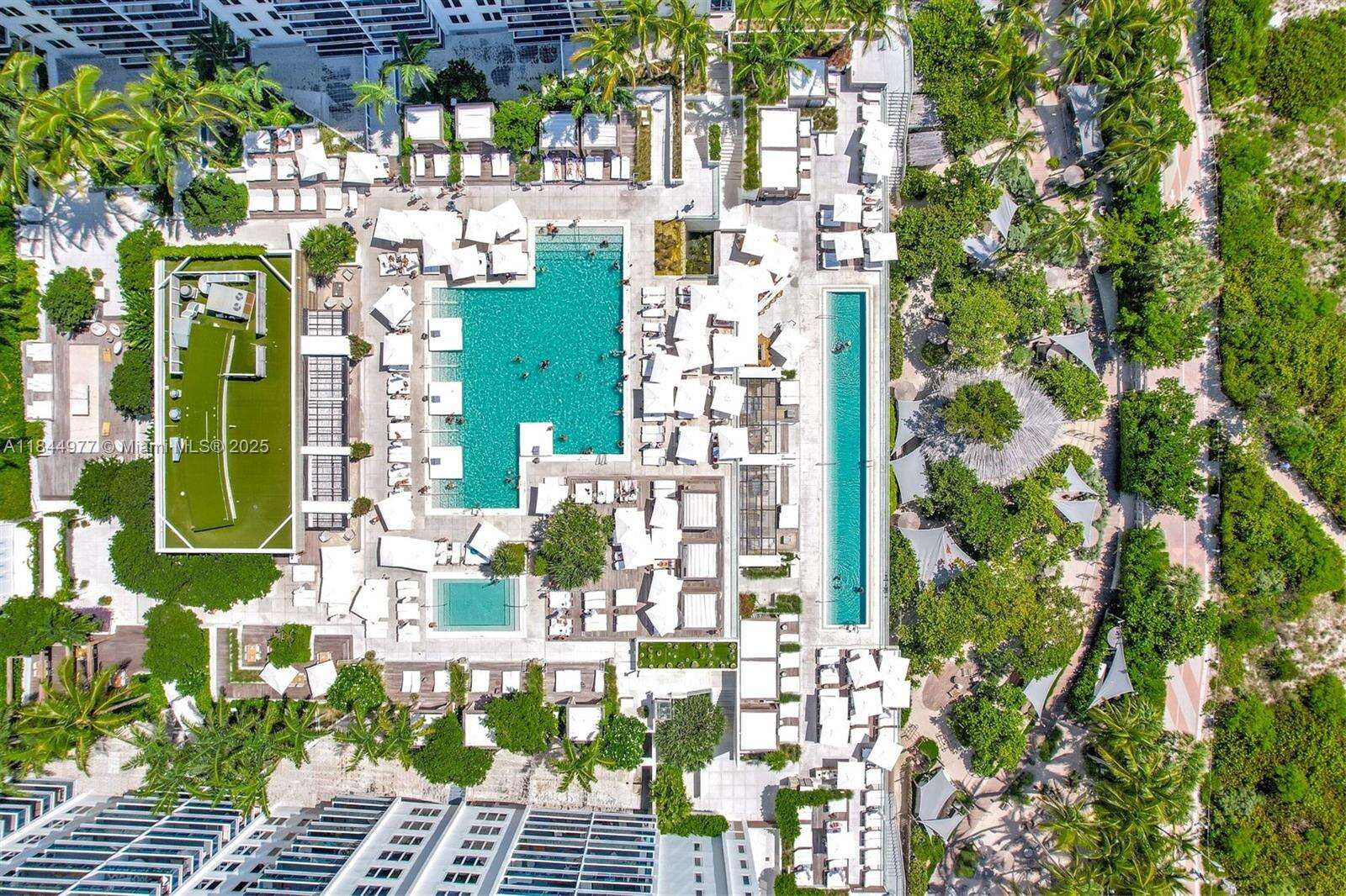 Roney Palace For Sale | Unit #1201