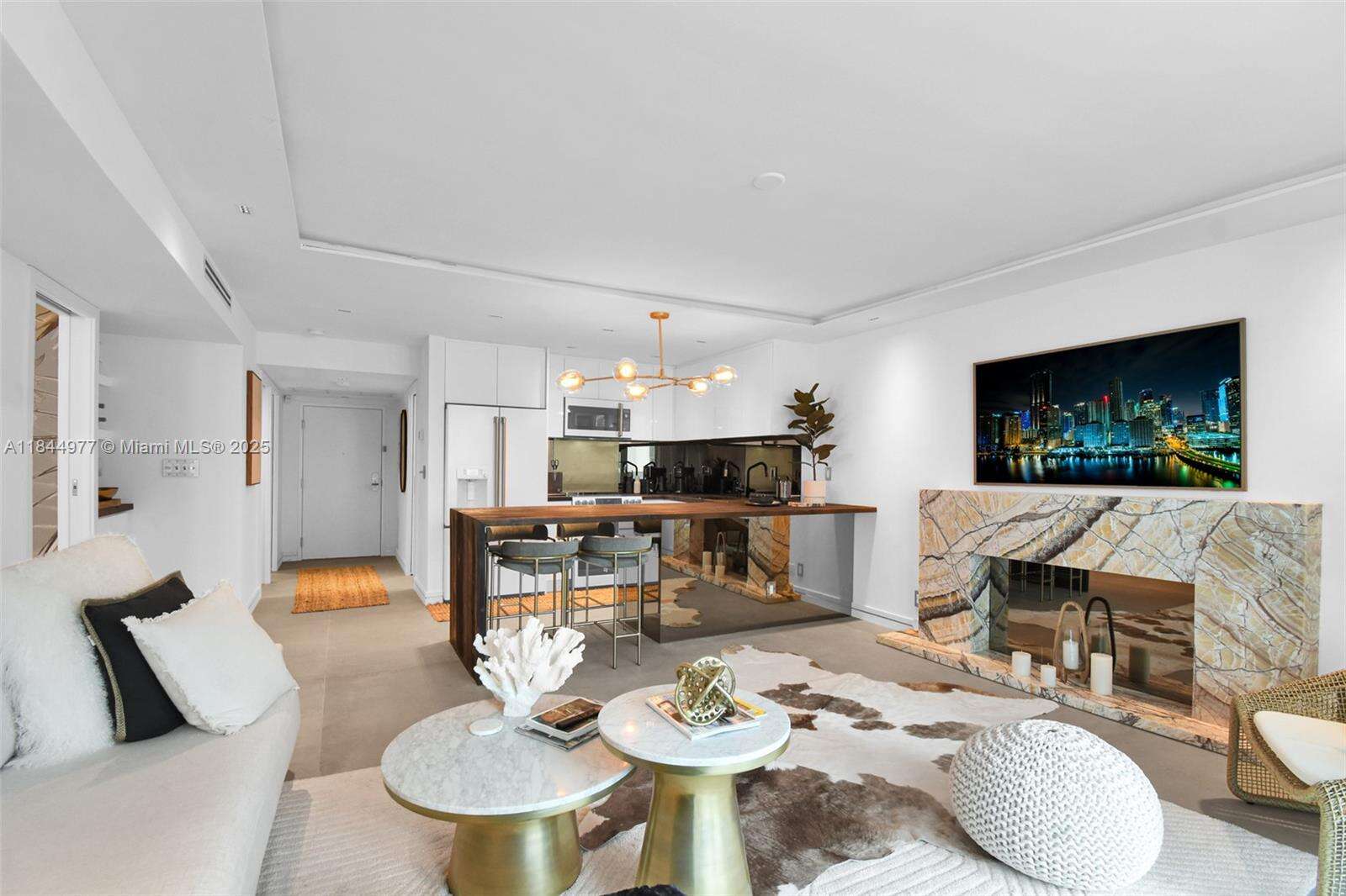 Roney Palace Unit #1201 | Picture 11