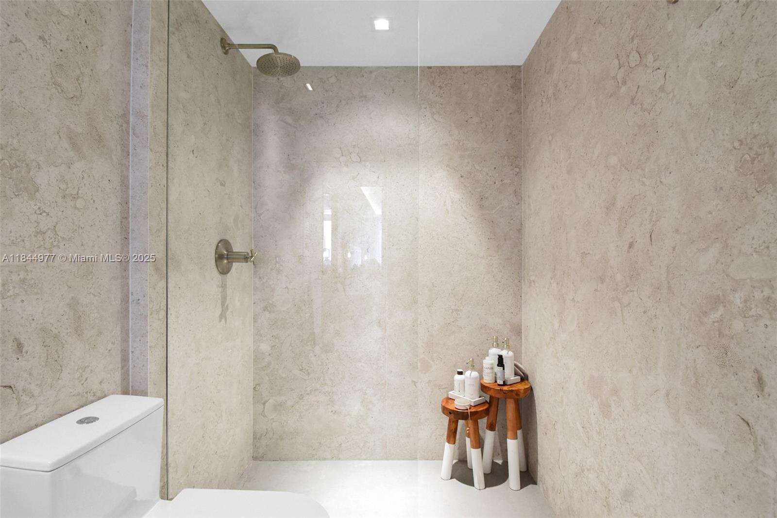 Roney Palace Unit #1201 | Picture 29