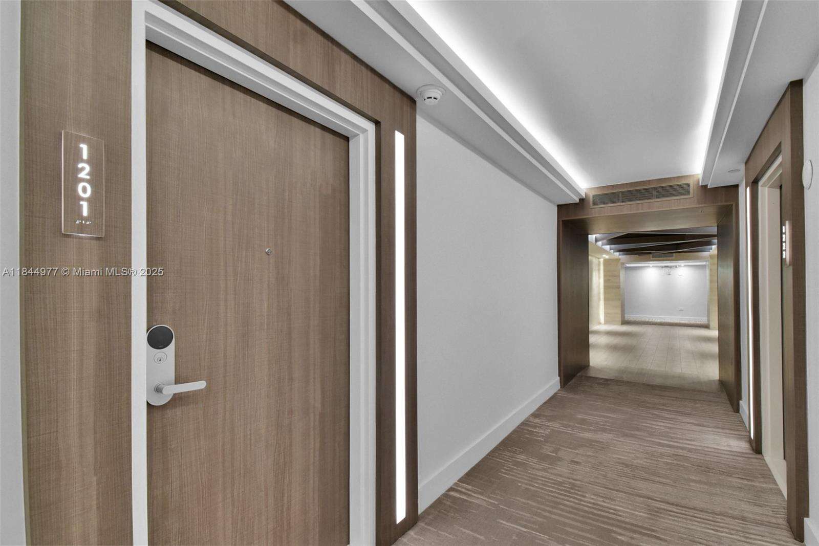 Roney Palace Unit #1201 | Picture 38