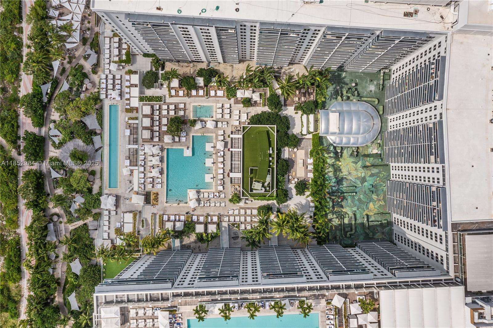 Roney Palace Unit #523 | Picture 35