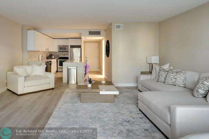 Roney Palace Unit #327 | Picture 2