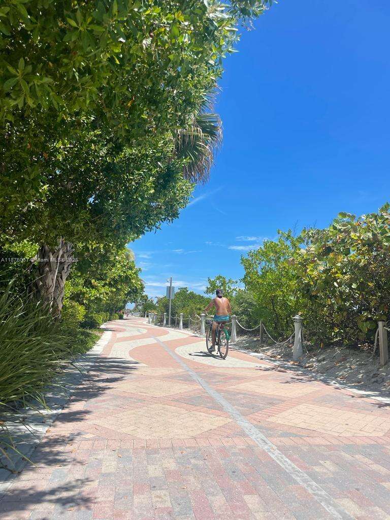 Roney Palace Unit #632 | Picture 26