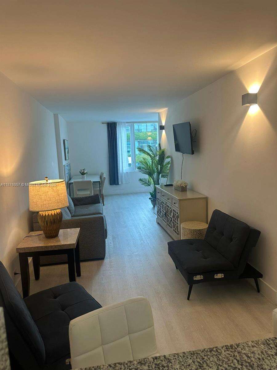 Roney Palace Unit #632 | Picture 8