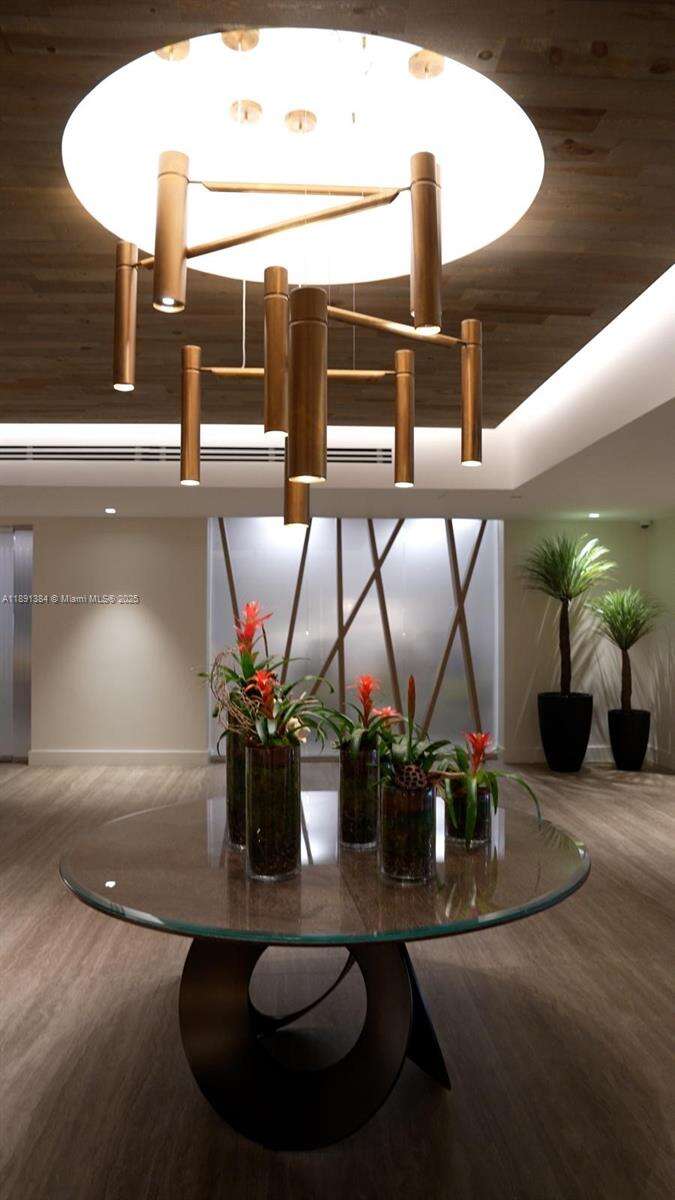 Roney Palace Unit #836 | Picture 29