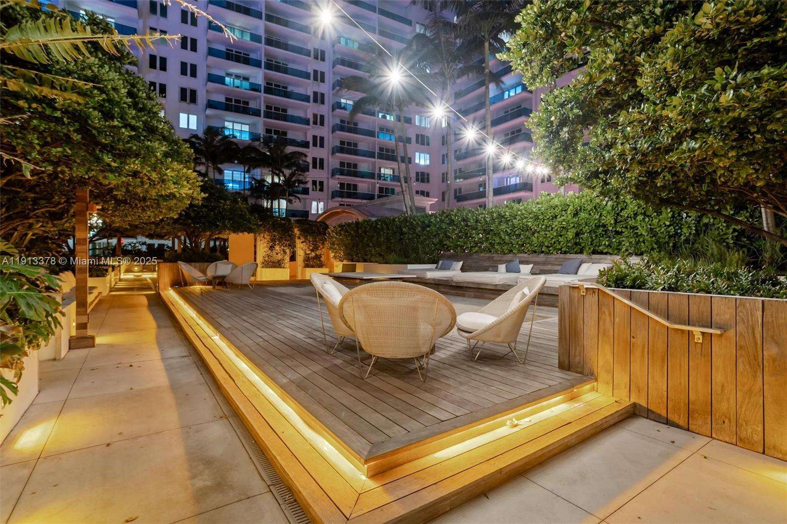 Roney Palace Unit #1634 | Picture 11