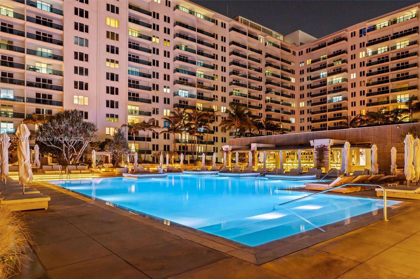 Roney Palace Unit #1634 | Picture 14