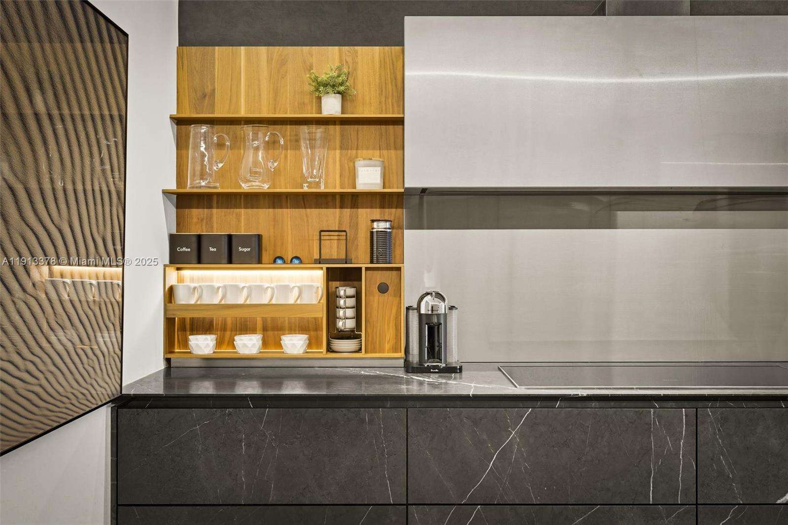 Roney Palace Unit #1634 | Picture 52