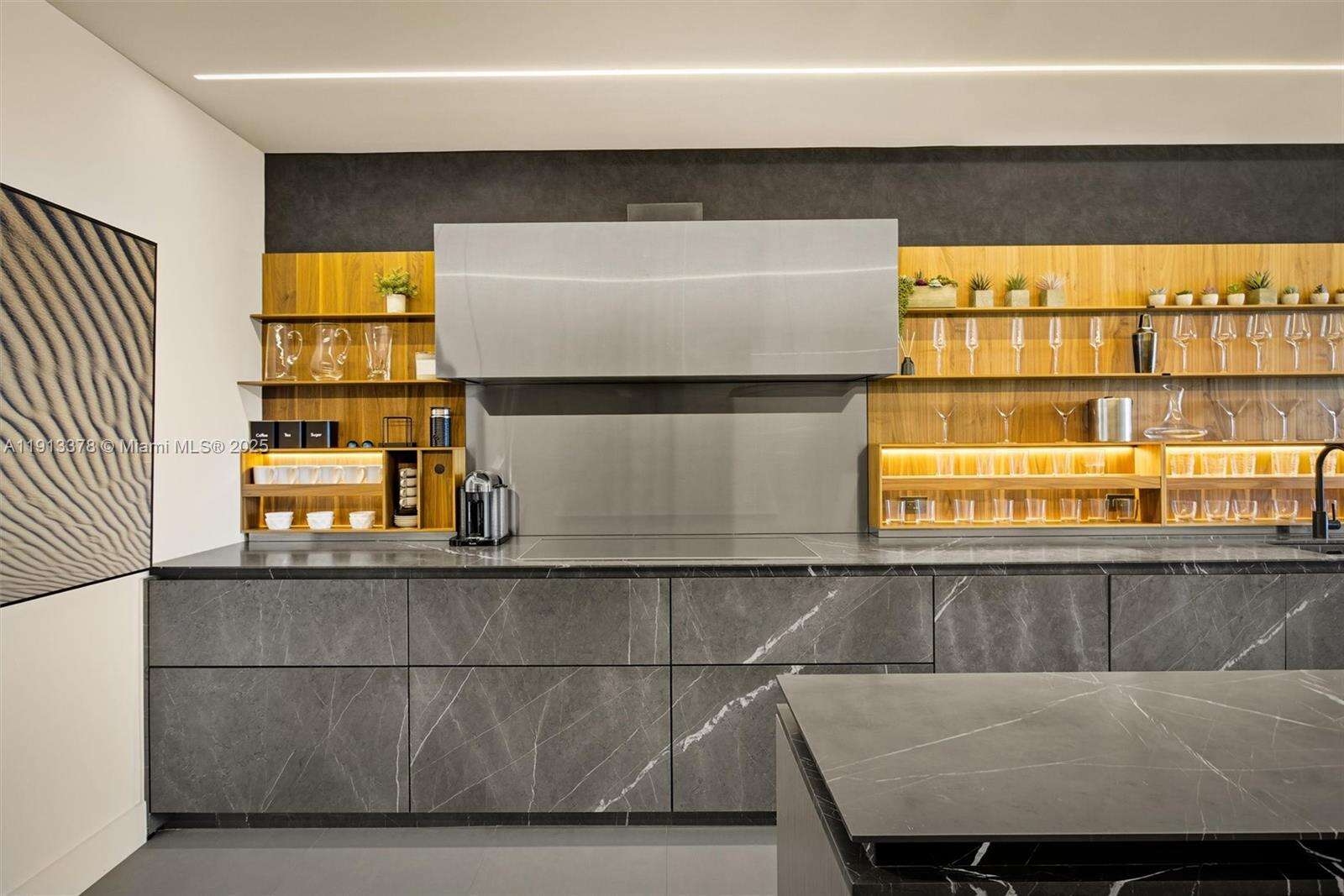 Roney Palace Unit #1634 | Picture 53