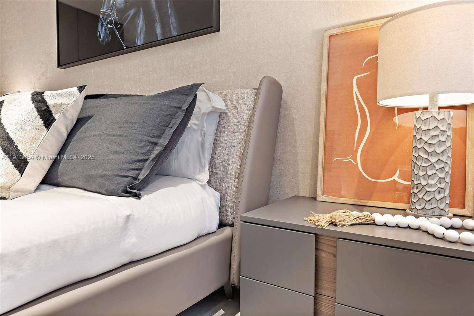 Roney Palace Unit #1004 | Picture 22