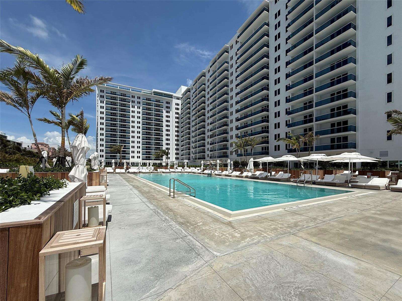 Roney Palace Unit #323 | Picture 13