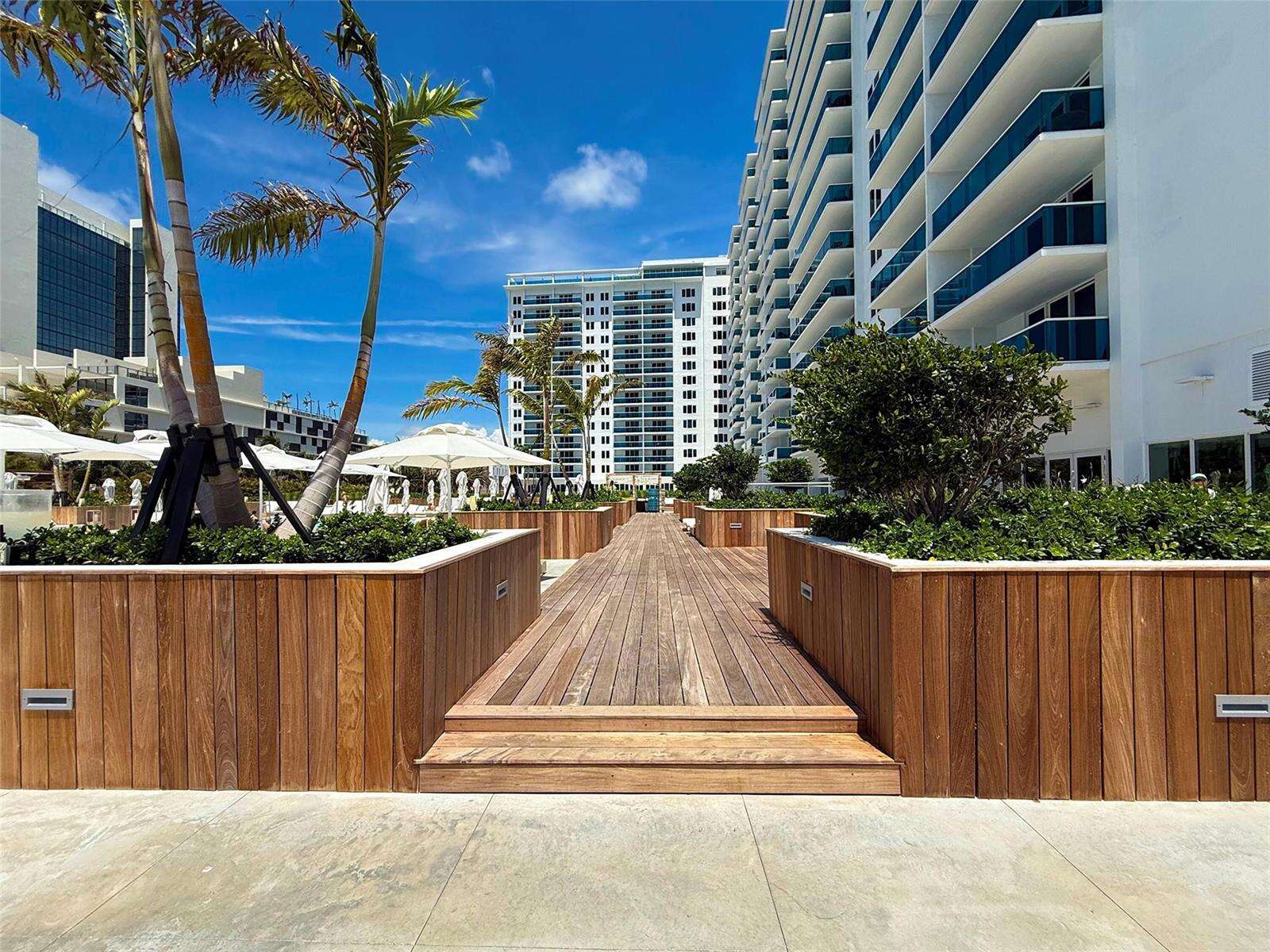 Roney Palace Unit #323 | Picture 15