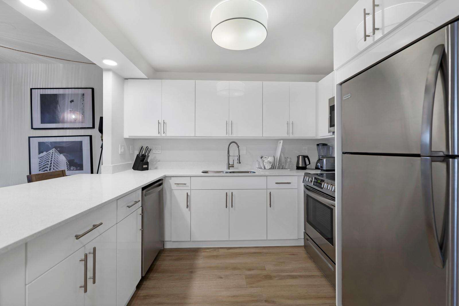 Roney Palace Unit #323 | Picture 4