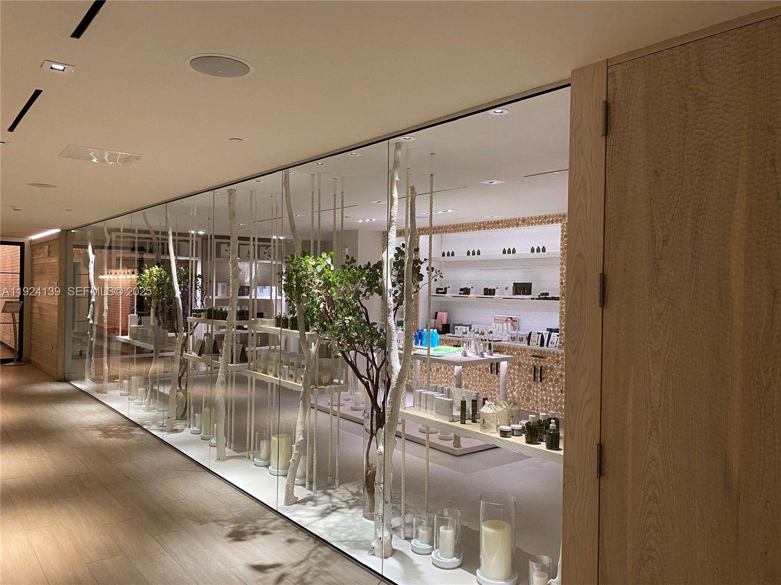 Roney Palace Unit #636 | Picture 26