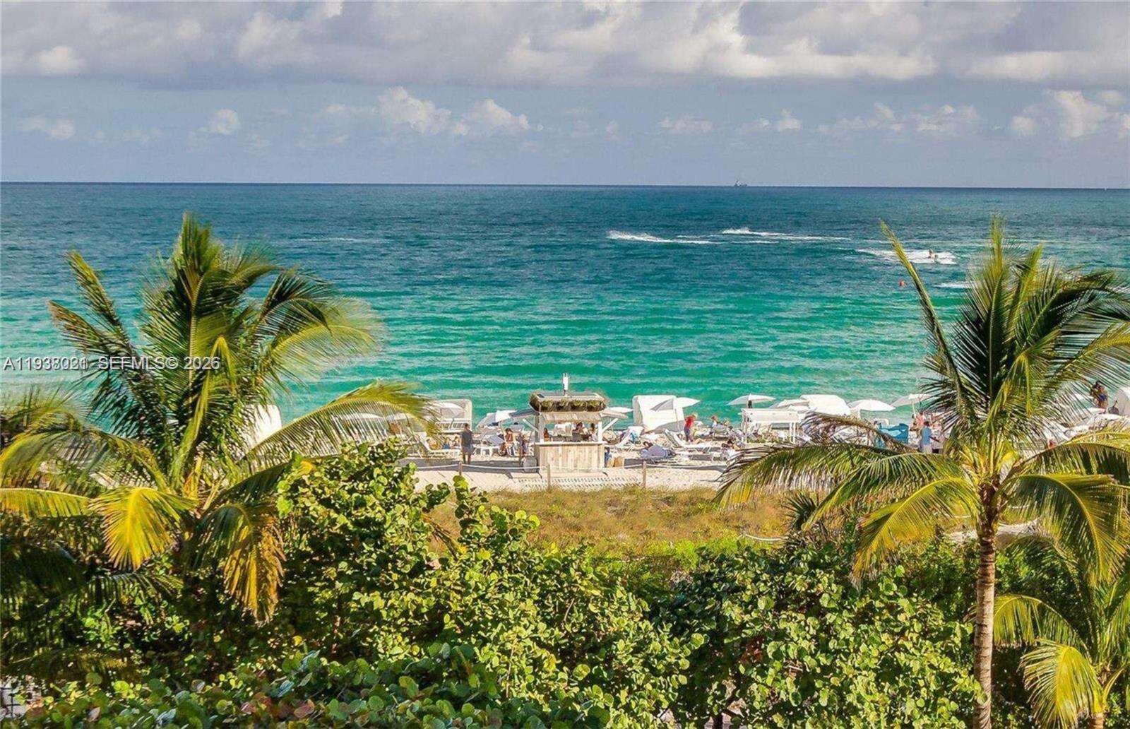 Roney Palace Unit #423 | Picture 2