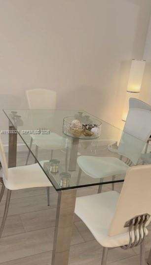 Roney Palace Unit #423 | Picture 15