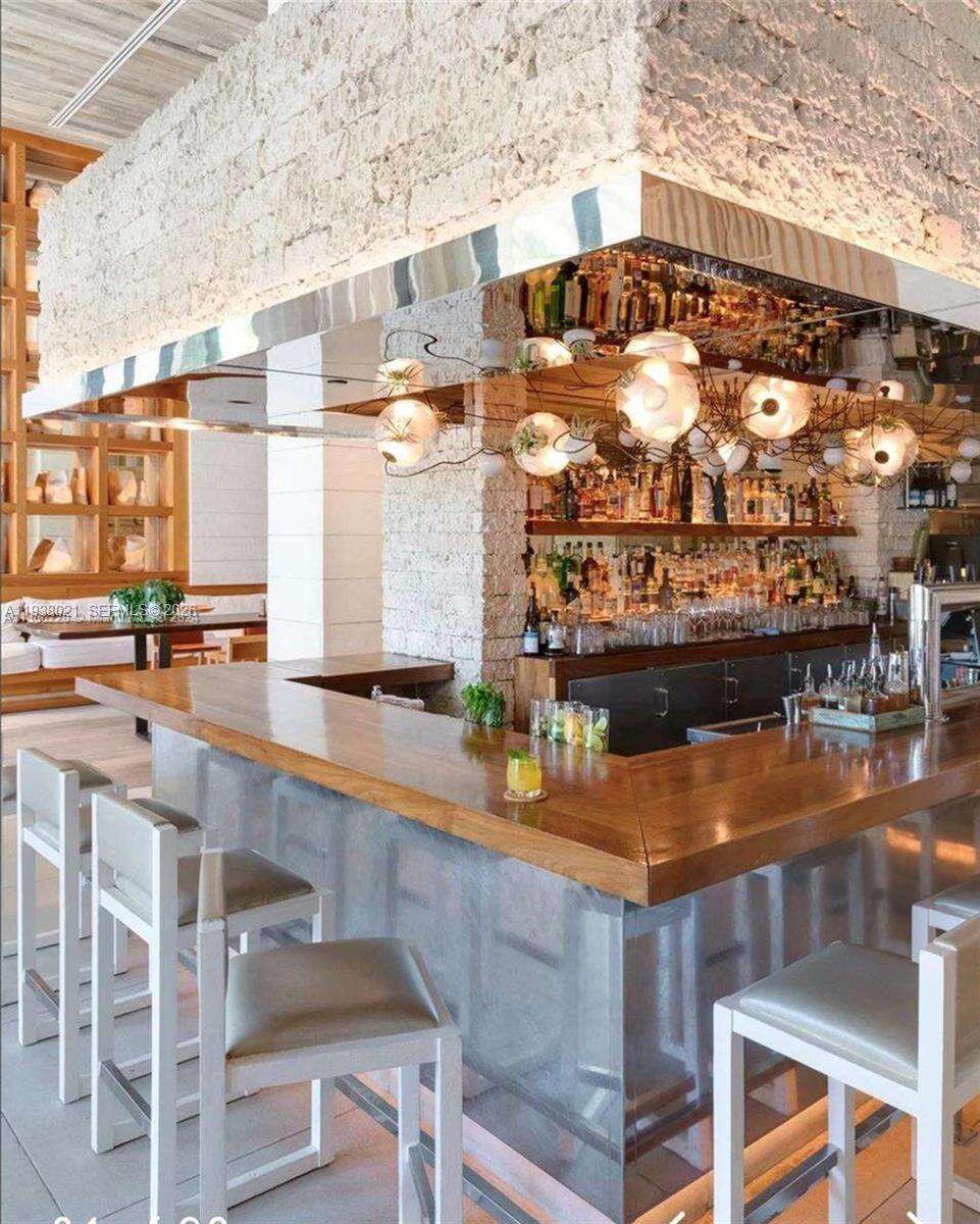 Roney Palace Unit #423 | Picture 19