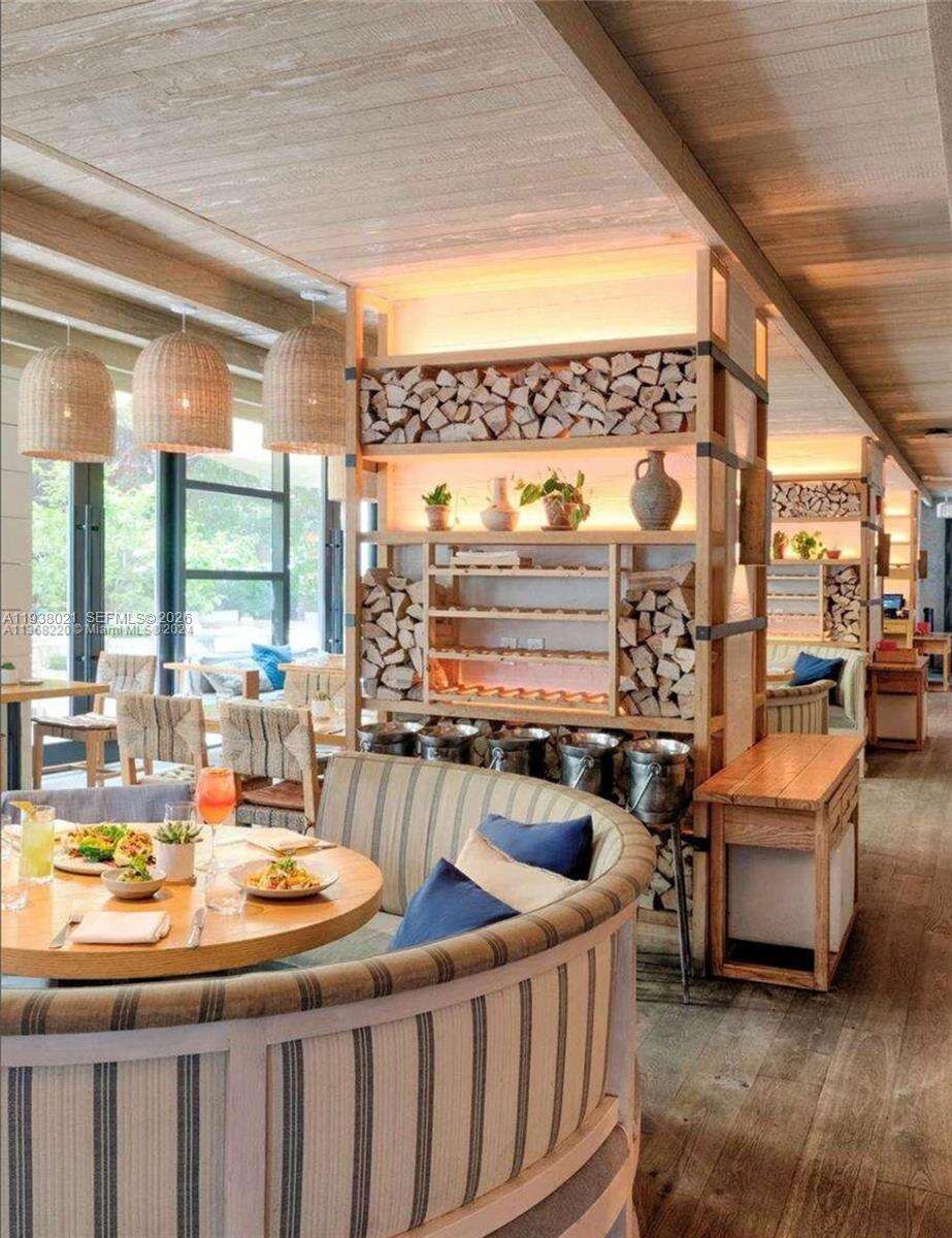 Roney Palace Unit #423 | Picture 20