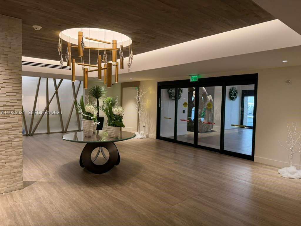 Roney Palace Unit #423 | Picture 30