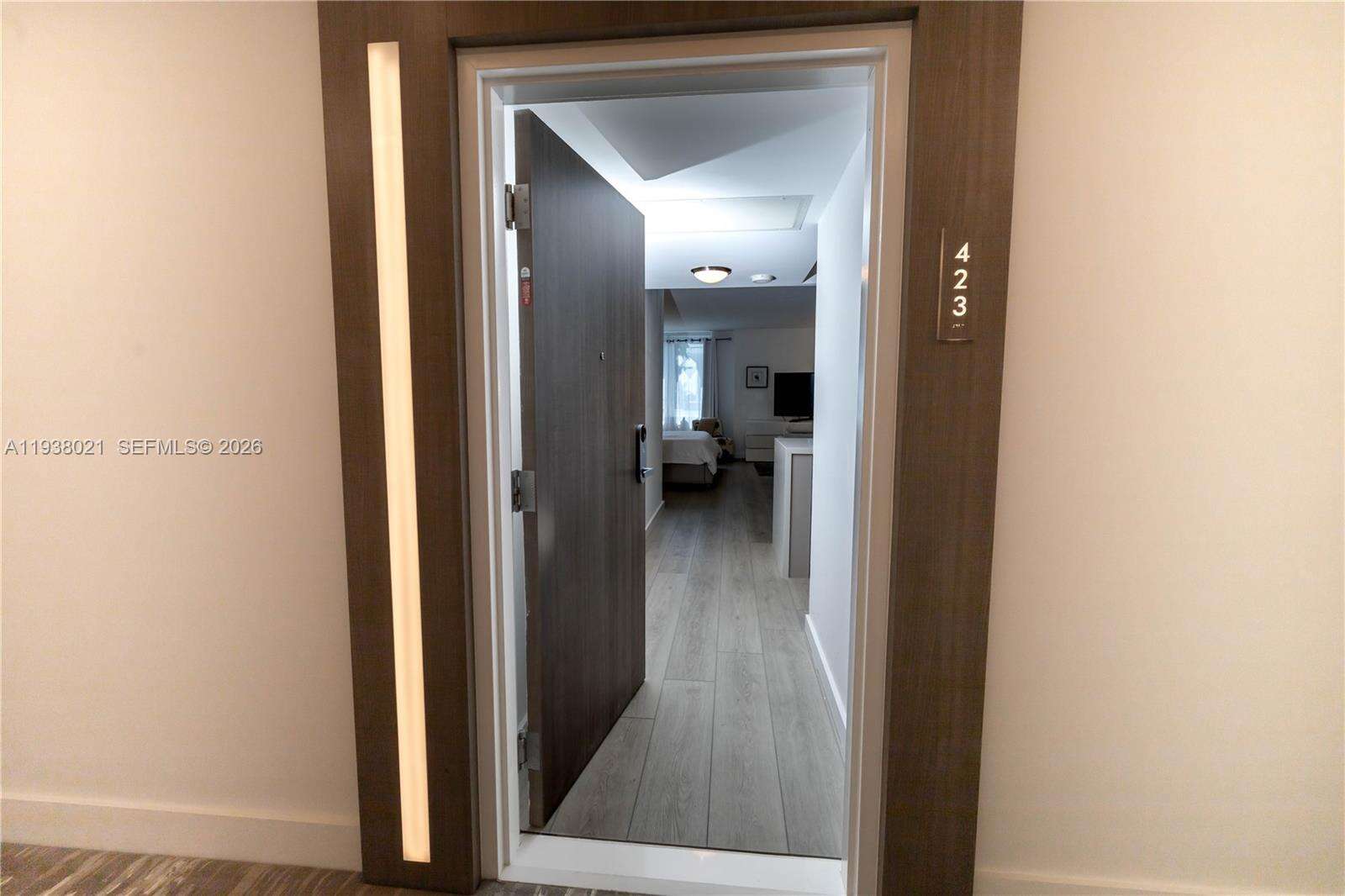 Roney Palace Unit #423 | Picture 38