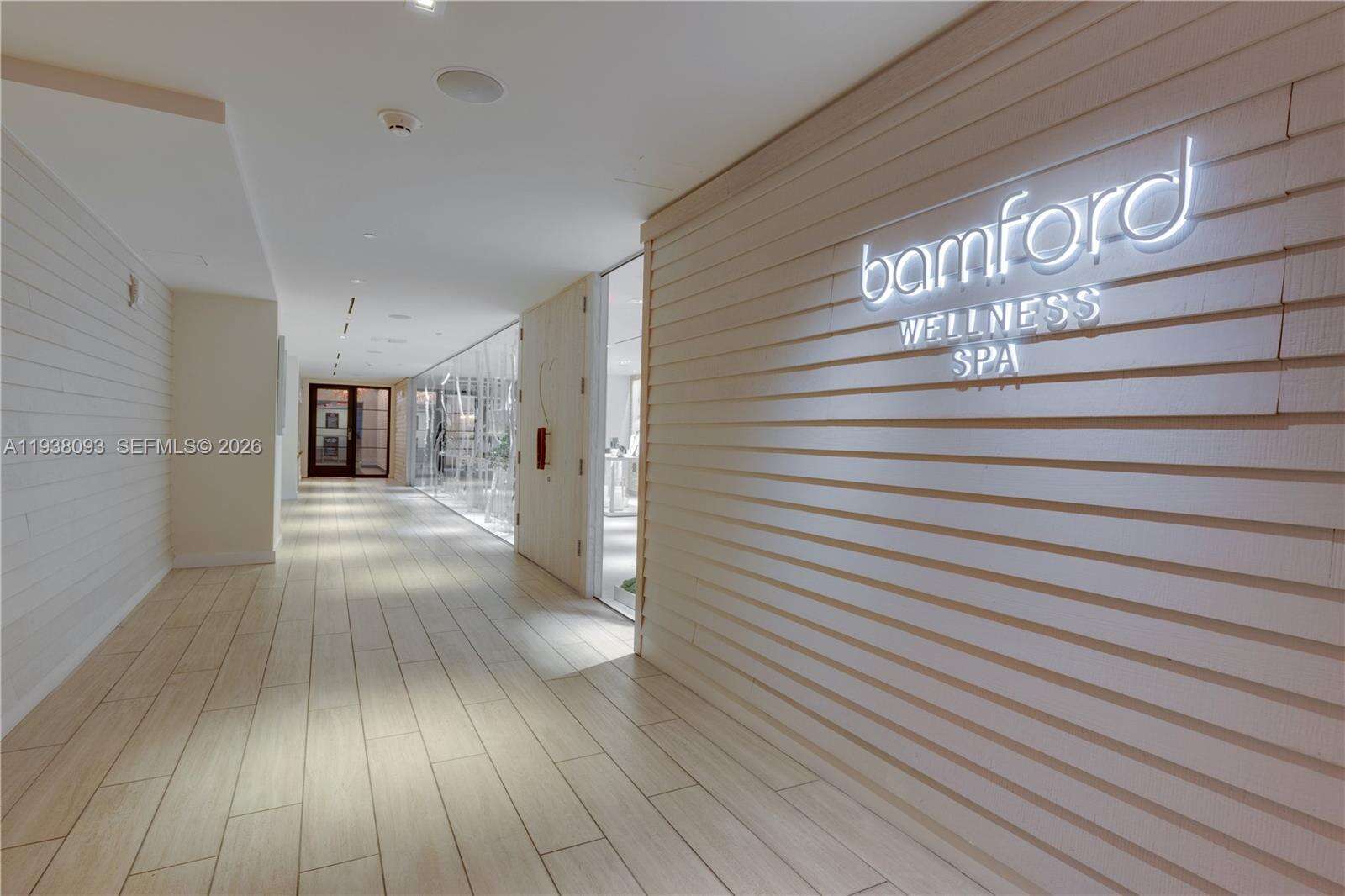 Roney Palace Unit #PENTHOUSE-22 | Picture 42